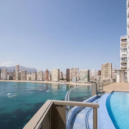 Excellent In Front Of The Sea! Apartment *