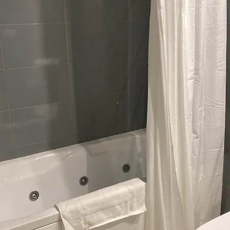 Excellent In Front Of The Sea! *