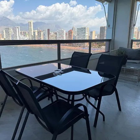 Excellent In Front Of The Sea!